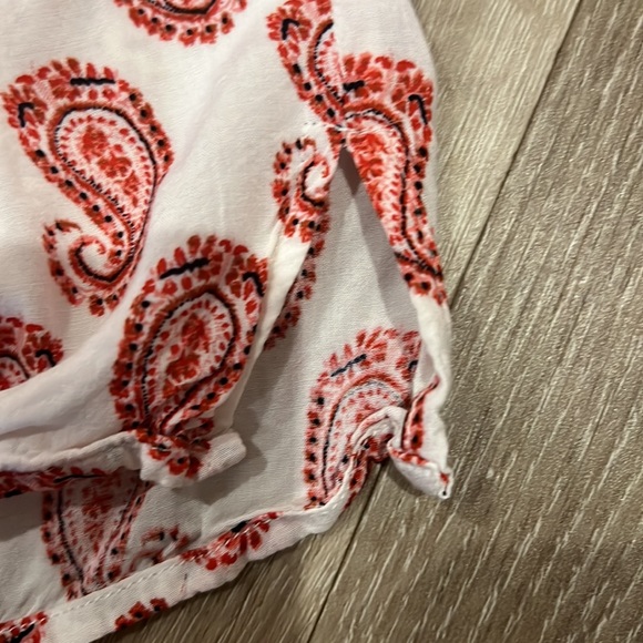 Red, pink, white parsley top - Picture 5 of 5